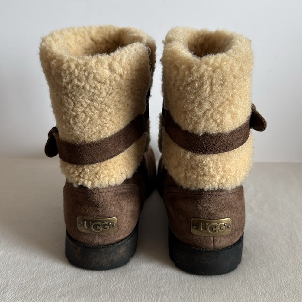 Ugg Suede Boots - Picture 5 of 14